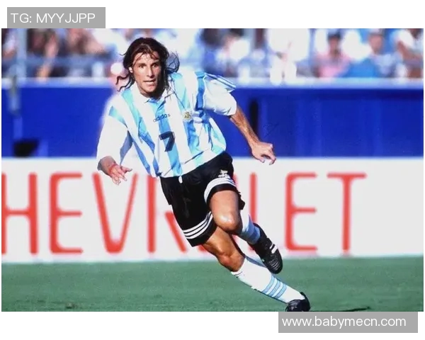 足球明星们的球衣号码背后故事与传奇瞬间揭秘 足球明星们的球衣号码背后故事与传奇瞬间揭秘